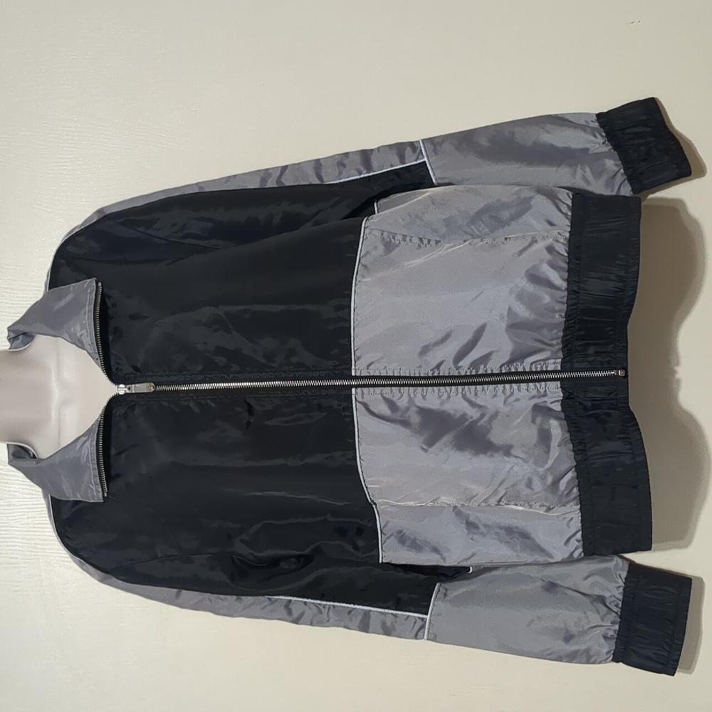 True religion windbreaker lightweight track  jacket Mens size Medium